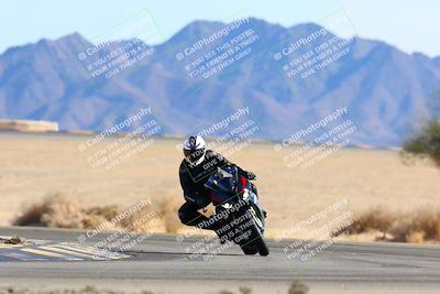 media/Jan-08-2022-SoCal Trackdays (Sat) [[1ec2777125]]/Turn 4 (1145am)/